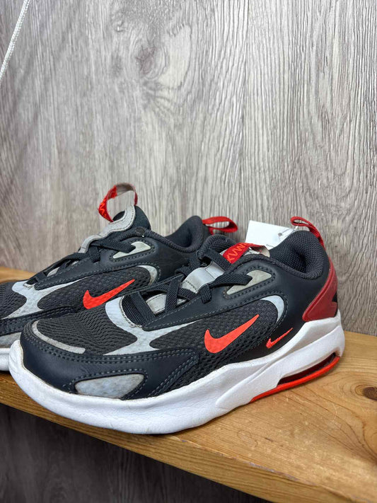 Nike Size Y1 Sneakers