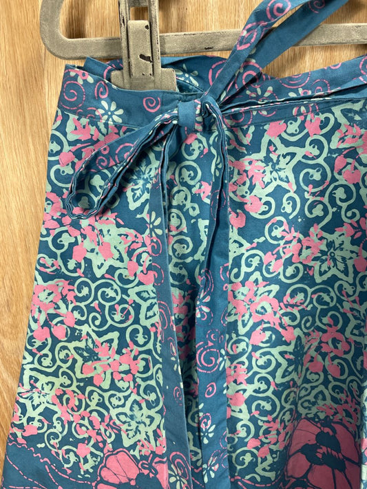Size 6-8y Skirt