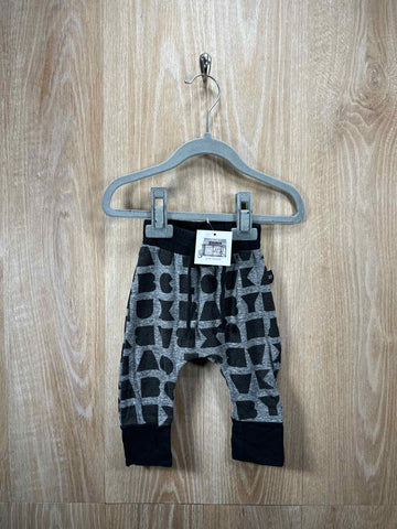 Hux Size 3-6m Pants