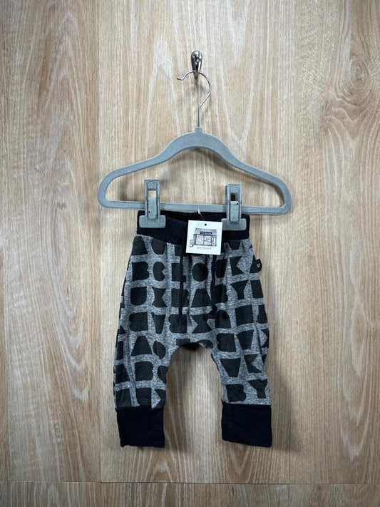 Hux Size 3-6m Pants