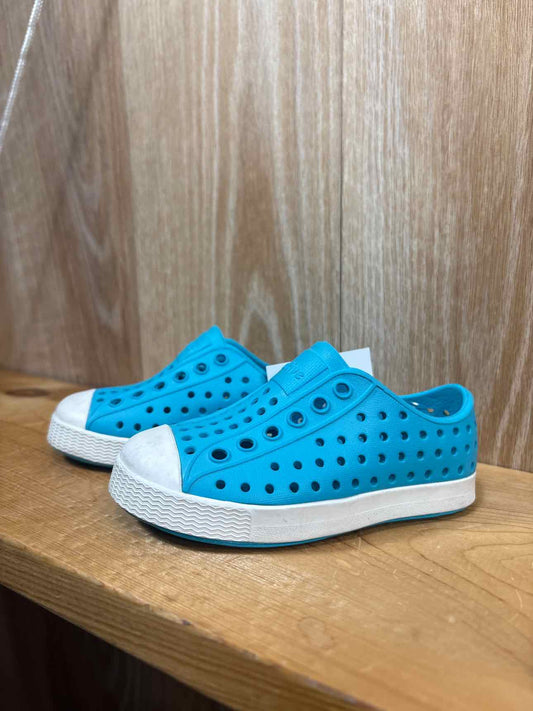 Native Size C6 Sandals