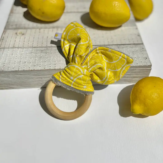 teething ring - lemon slices