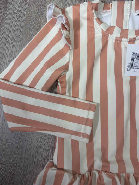 Size 2-3y Swim gear