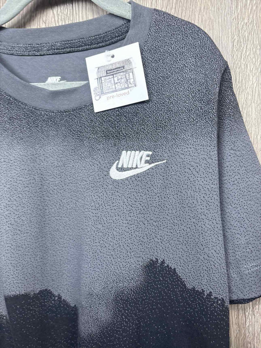 Nike Size 8-10y Shirt