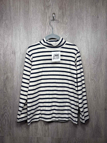 Uniqlo Size 6-7y Shirt