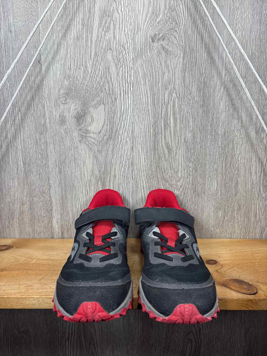 Saucony Size Y5 Sneakers