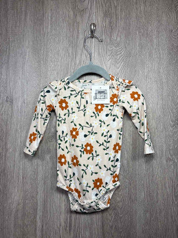 Loulou Lollipop Size 0-3m Onesie