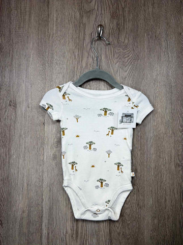 Petit Lem Size 3-6m Onesie