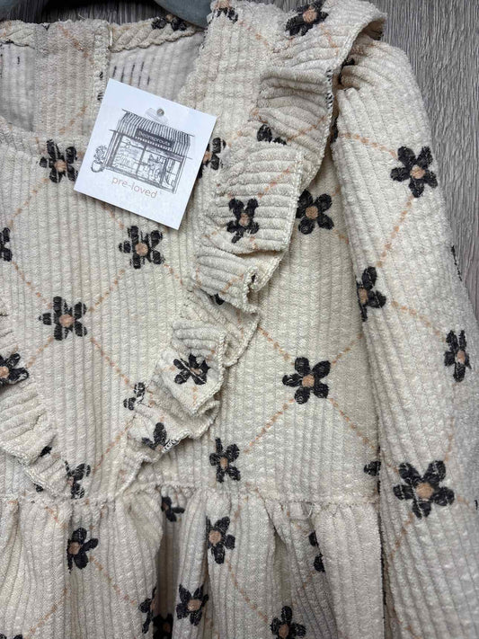 Size 4-5y Dress