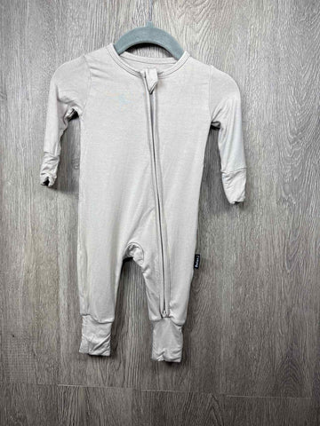 Belan.J Size 0-3m Sleeper