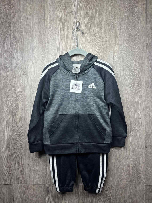 Adidas Outfit