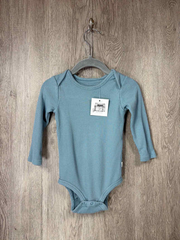 Loulou Lollipop Size 6-12m Onesie