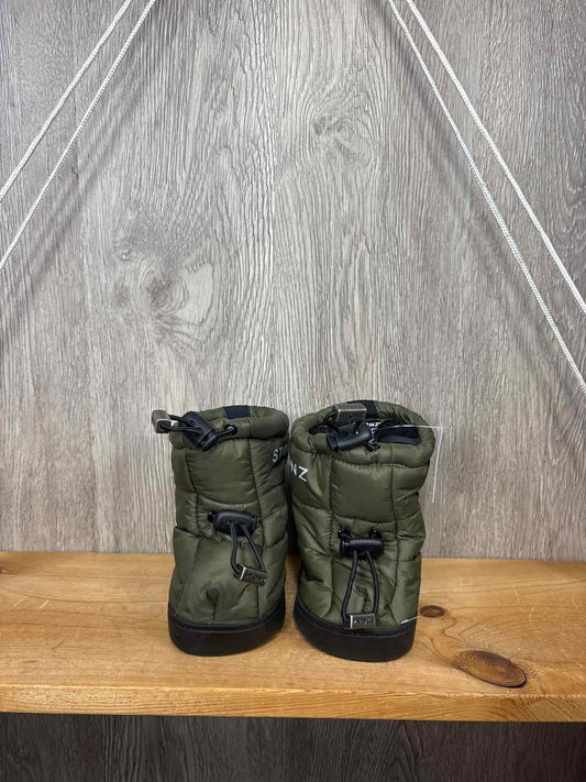 Stonz Size C4 Boots