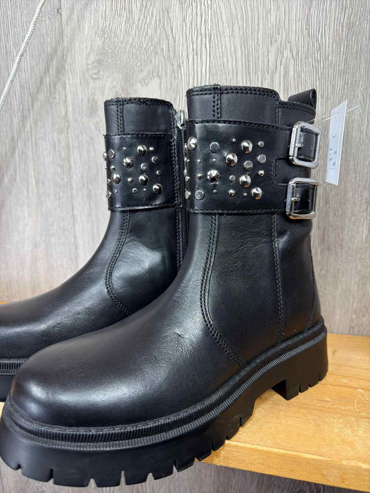 Zara Size Y4 Boots