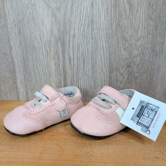 Jack & Lily Size C5 Sneakers
