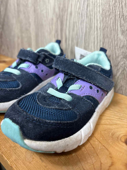 Saucony Size C7 Sneakers