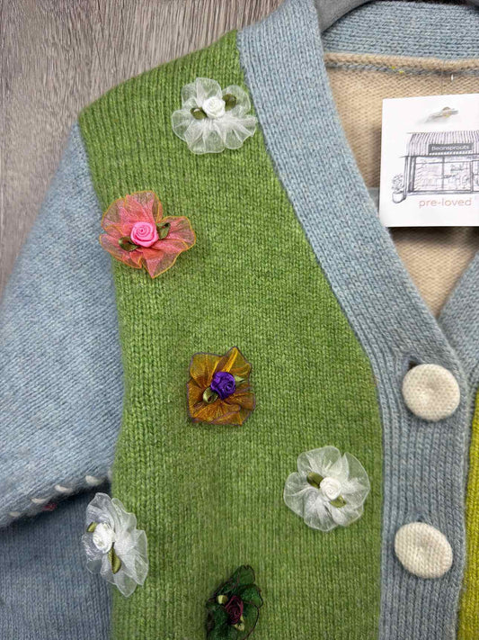 Size 5-6y Sweater