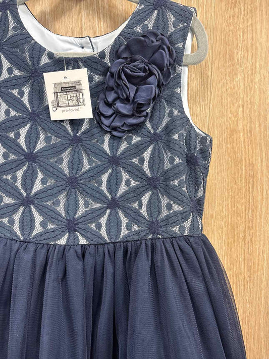 Pippa and Julie Size 6y Dress