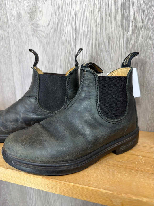 Blundstones Size C12 Boots