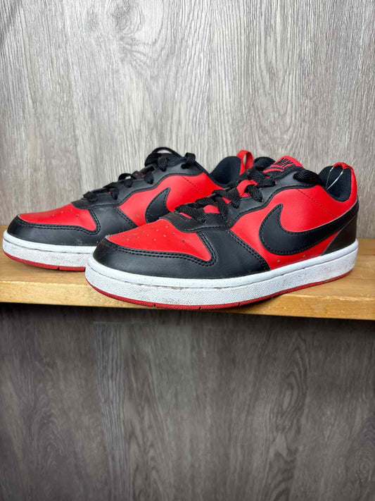 Nike Size Y4 Sneakers