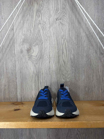 Veja Size C8 Sneakers