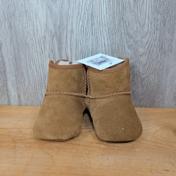 Uggs Size C2 Soft Sole