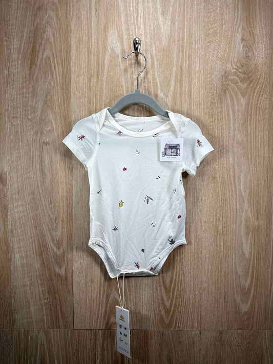 Size 3-6m Onesie