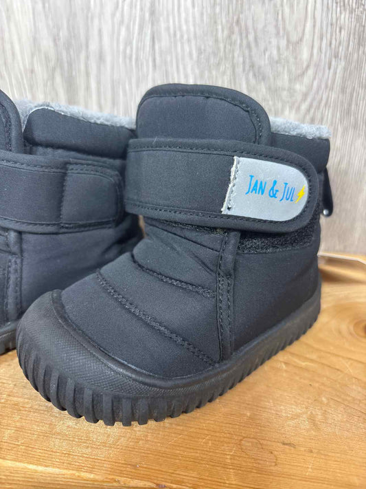 Jan & Jul Size C5 Boots