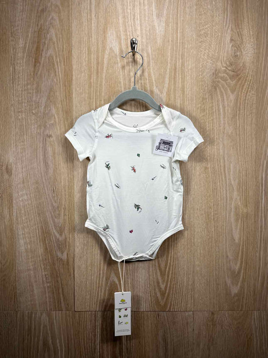 Size 3-6m Onesie