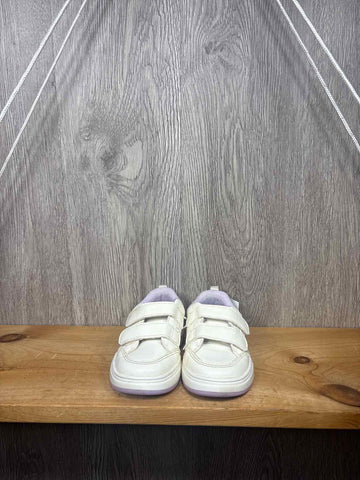 Size C6 Sneakers