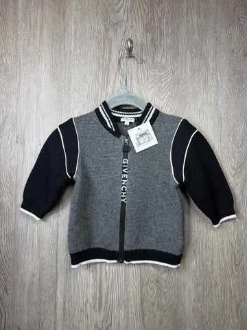Size 6-9m Sweater