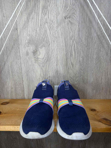 Skechers Size Y4 Sneakers