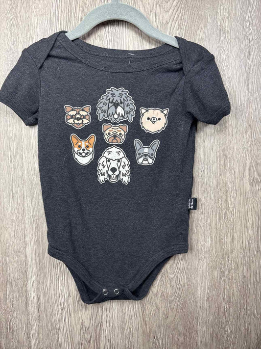 Whistle and Flute Size 12-18m Onesie