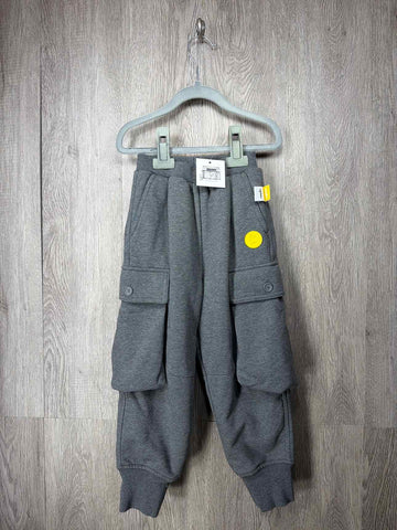 Size 4-5y Pants