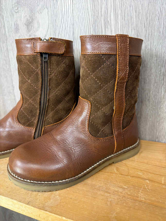 Size C12 Boots