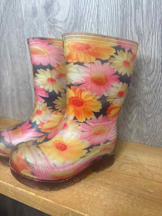 Size C5 Rain Boots