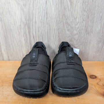 Crocs Size C6 Sneakers