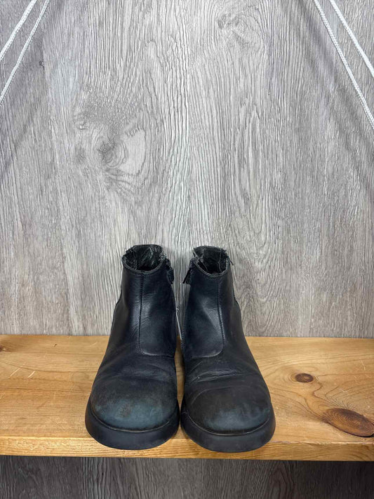 Camper Size C13 Boots