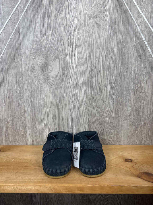 Size C3 Sneakers