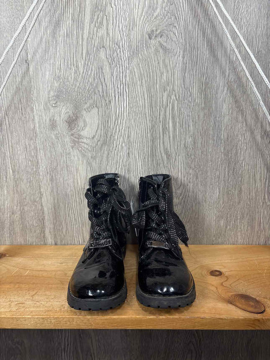 Tahari Size C11 Boots