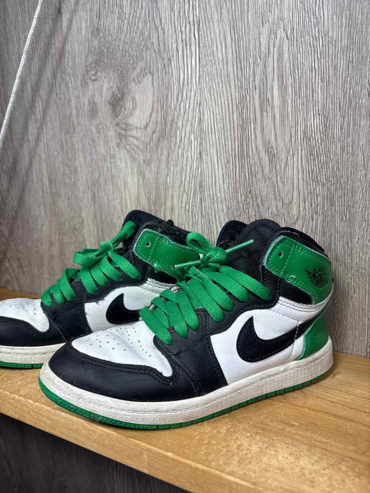 Nike Size Y1 Sneakers