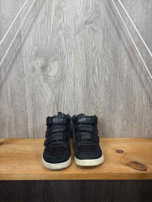 Gap Size C7 Boots