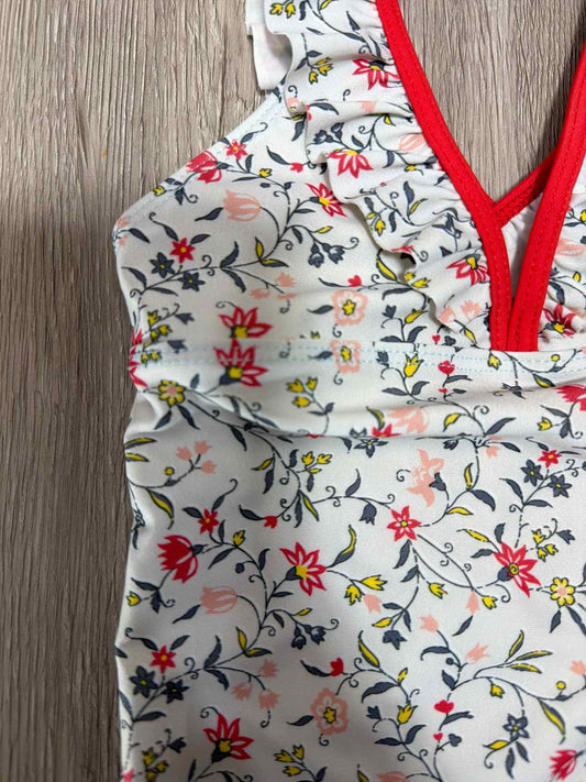 Chloe Size 4y Swim gear