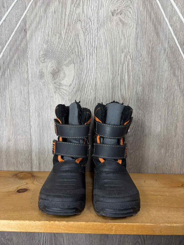 Size C7 Boots