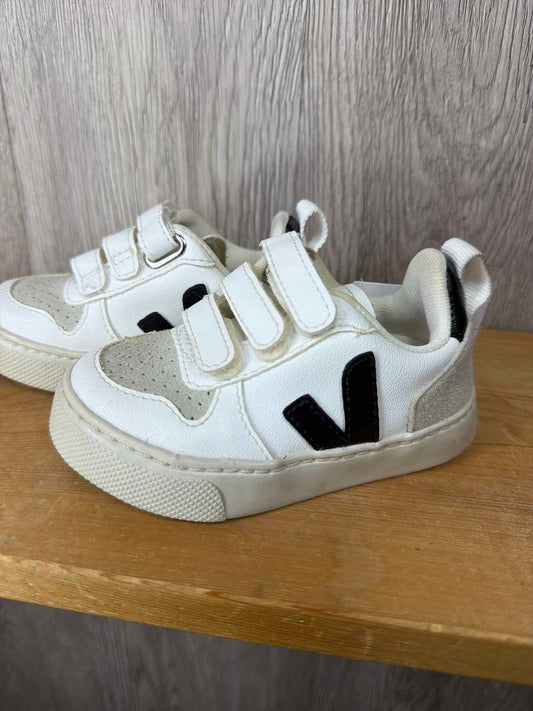 Veja Size C6 Sneakers