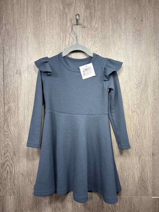 Size 3-4y Dress