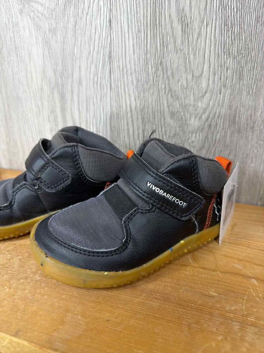 Size C6 Sneakers