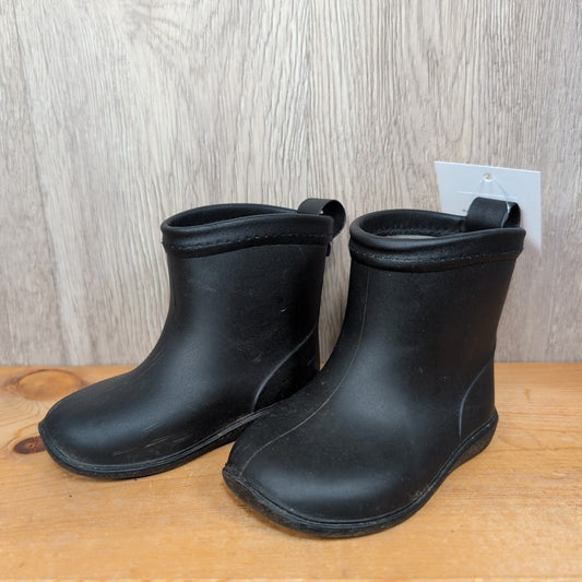 Size C6 Rain Boots