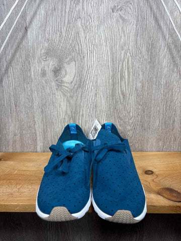 Native Size Y4 Sneakers