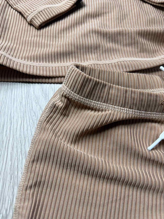 Size 7-8y Swim gear